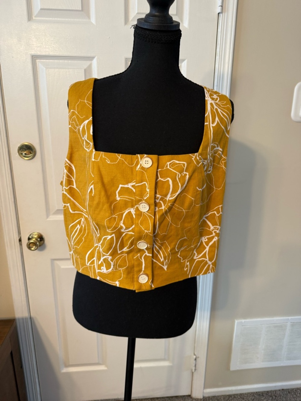 Mustard Floral Button-Front Square Neck Crop Top